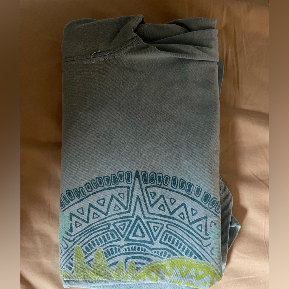 The Southern Shirt Co. Tee Shirt - Picture 3 of 6